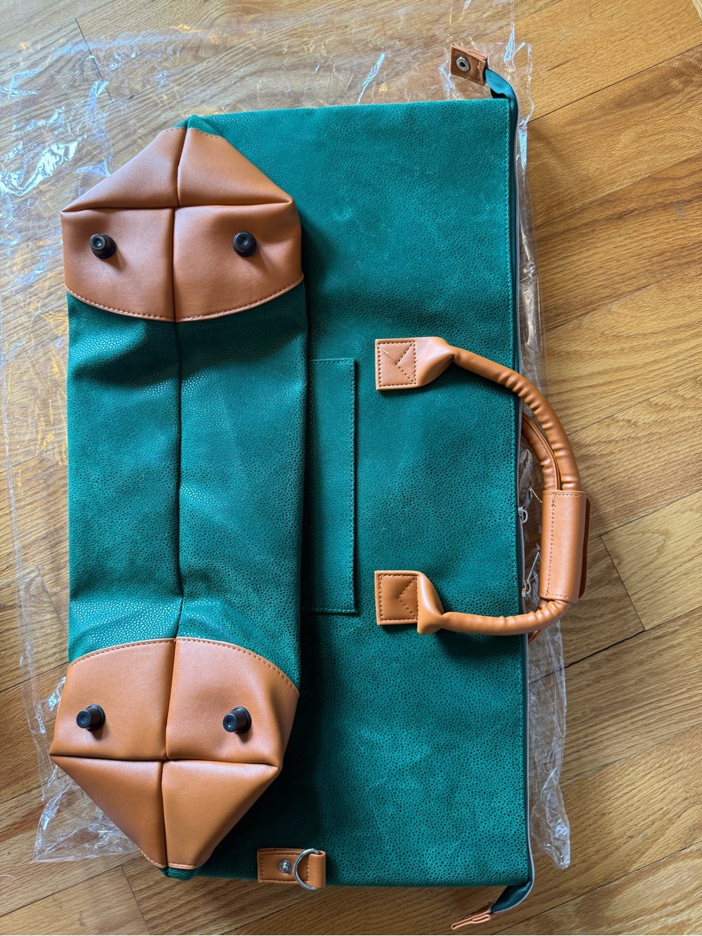 Stylish Green and Tan Men’s Duffel Bag